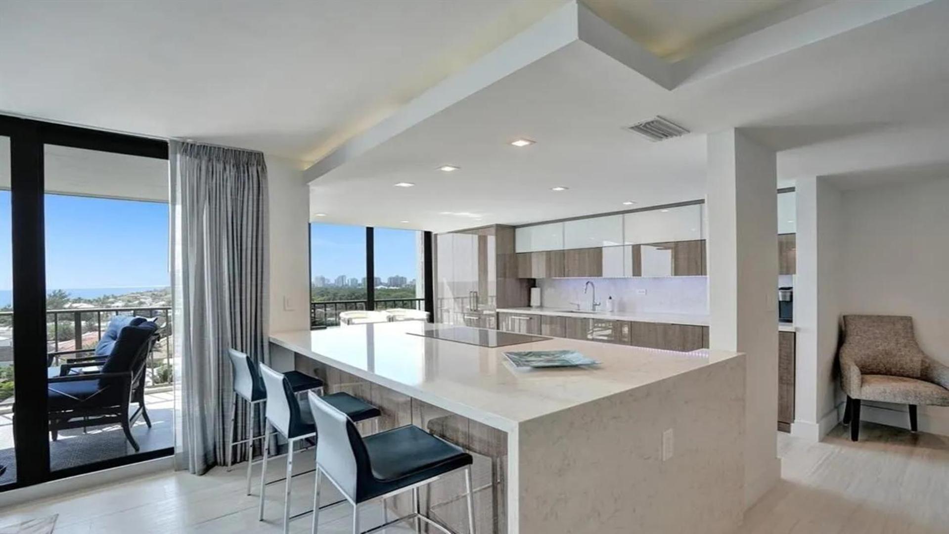 Amazing Two Bedrooms With Skyline Views * Fort Lauderdale