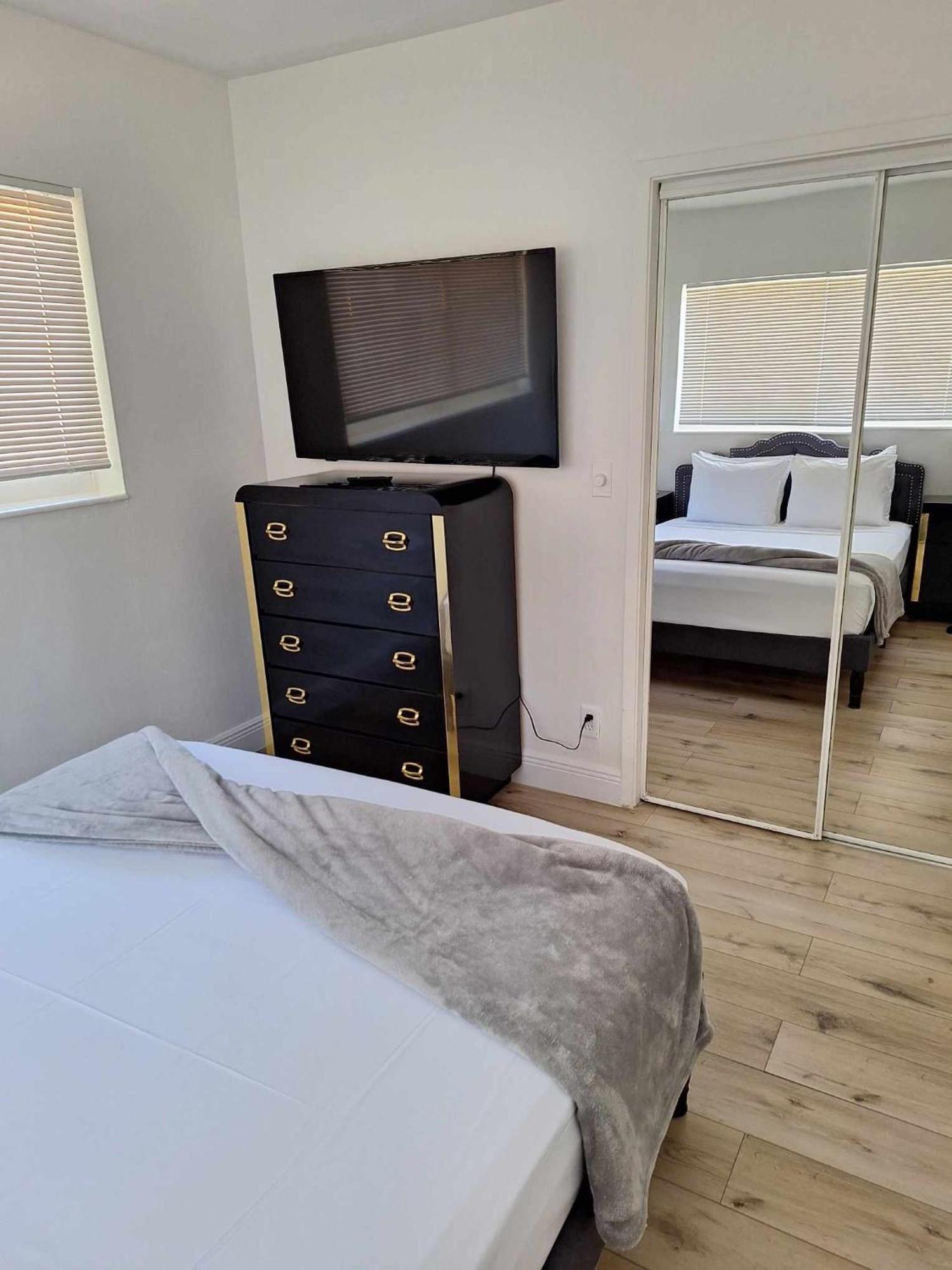 Lucea By The Sea Unit #2 - Unveiling Our Exquisite Vacation Haven With Pool Apartment