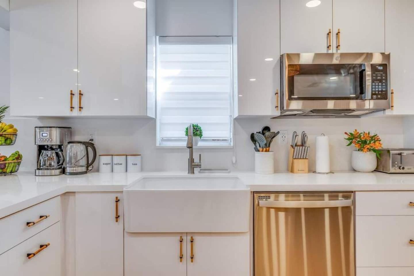Villa Fox Garden-heated Pool-spa- Boho-downtown &