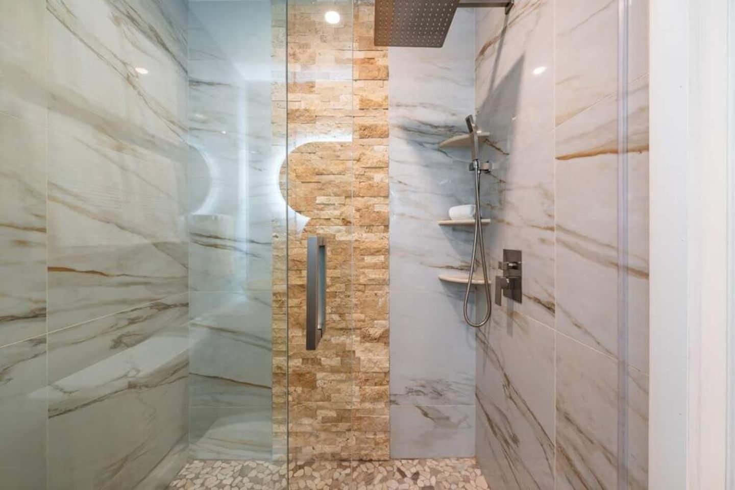 Fox Garden-heated Pool-spa- Boho-downtown & *