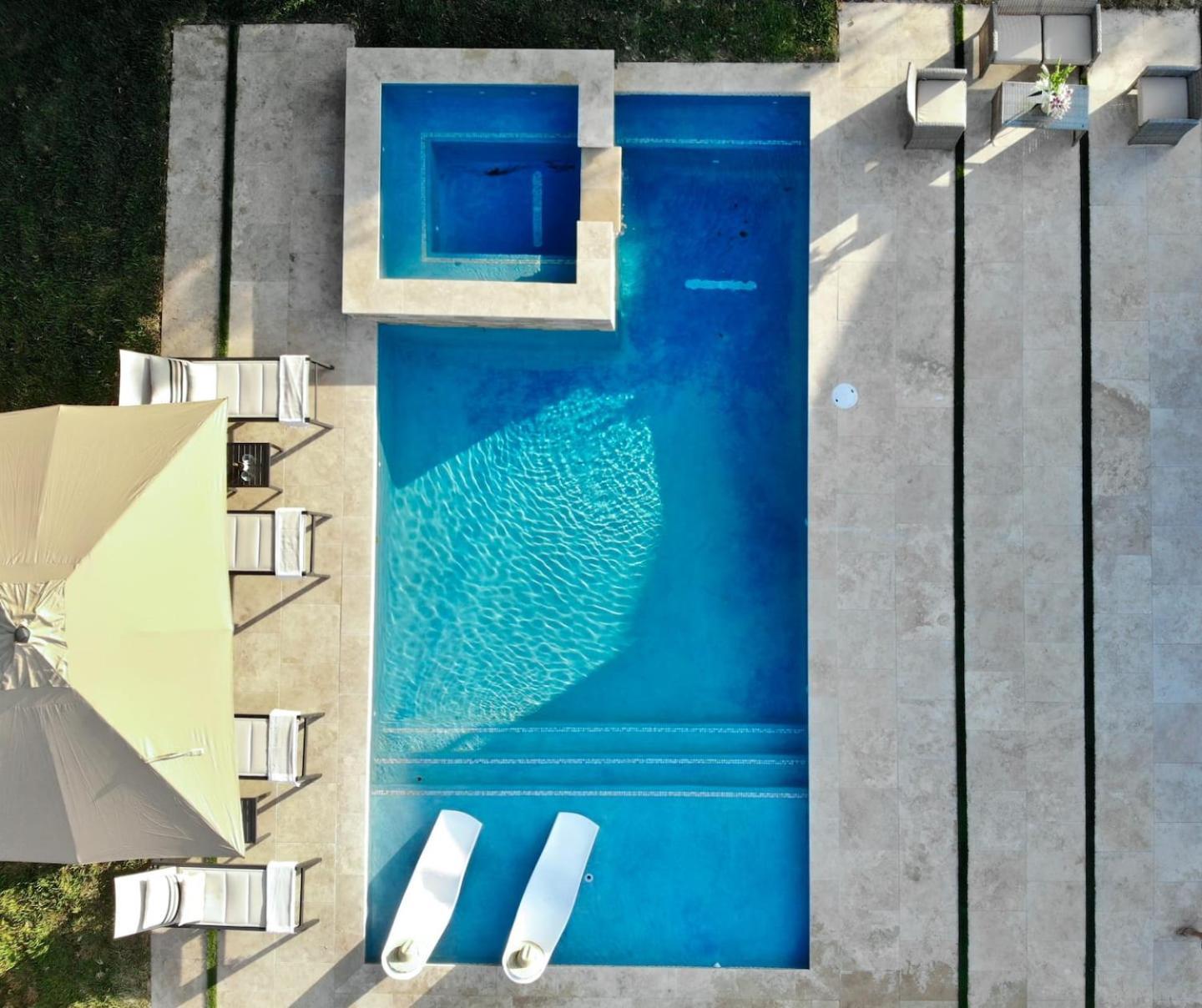 Fox Garden-heated Pool-spa- Boho-downtown & *