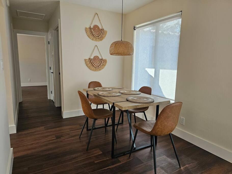 Newly-renovated, Designer Close To The Apartment Fort Lauderdale