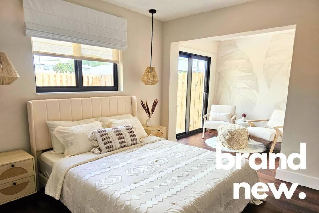 Apartment Newly-renovated, Designer Close To The Fort Lauderdale
