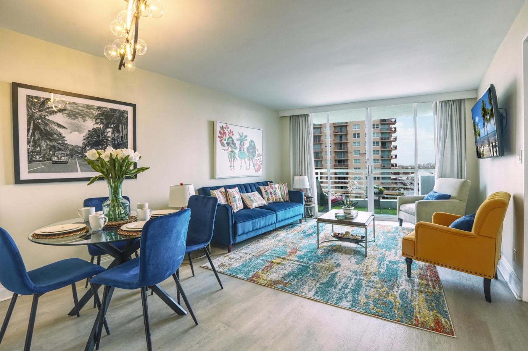 Aparthotel Galleryone Doubletree Hilton Gc Secret Blending