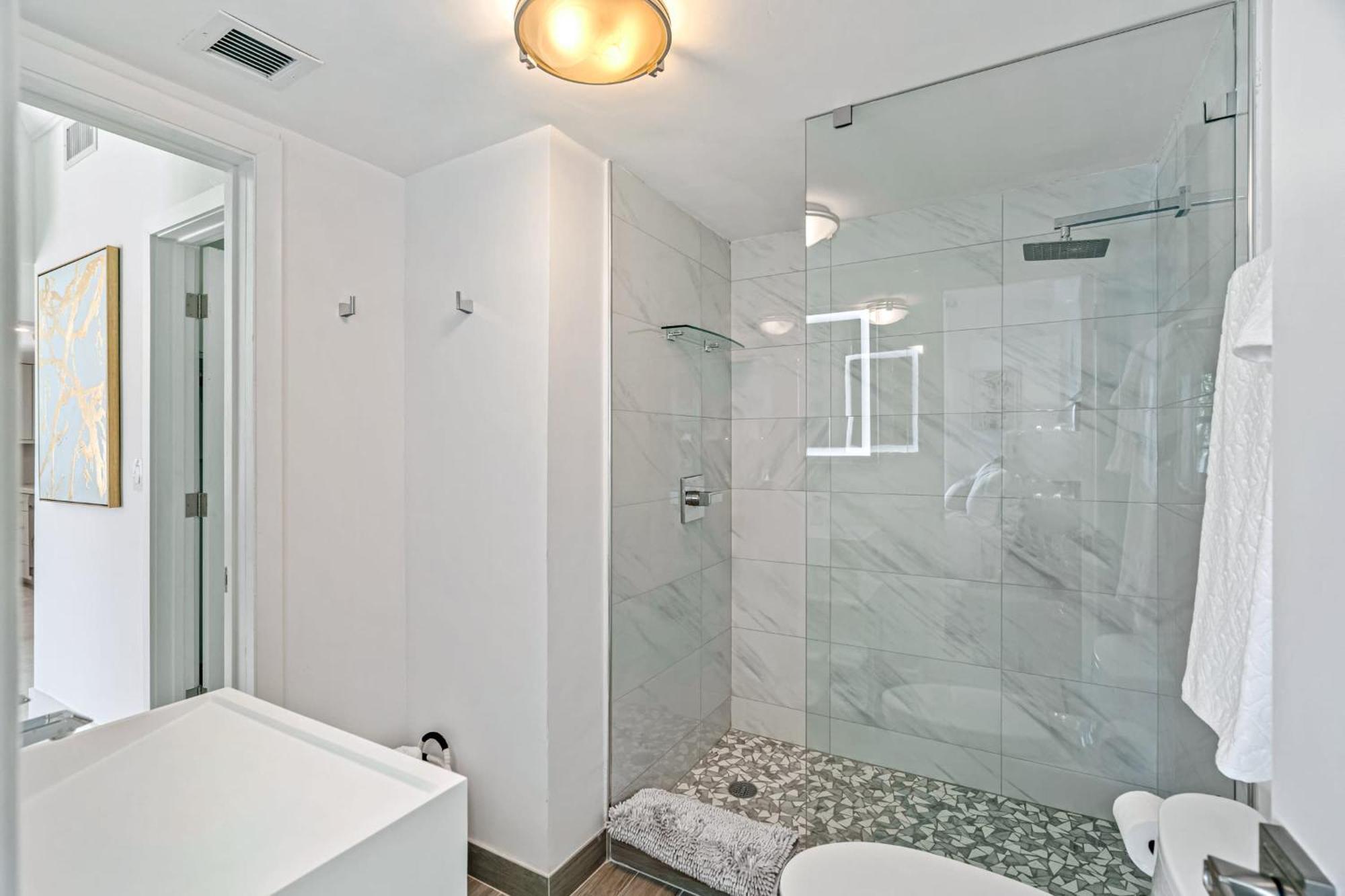 Walk To Ft Lauderdale - Water Views & Pool * Fort Lauderdale