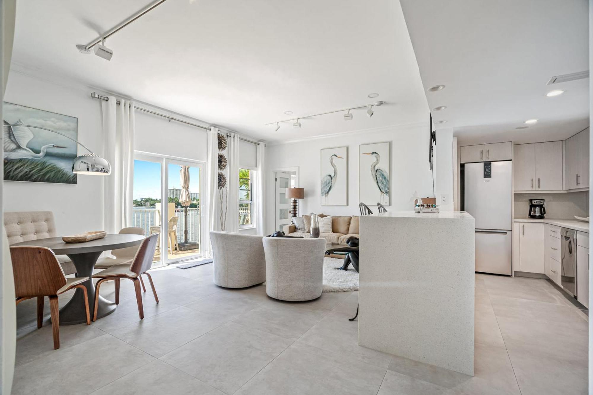 Apartment Walk To Ft Lauderdale - Water Views & Pool Fort Lauderdale