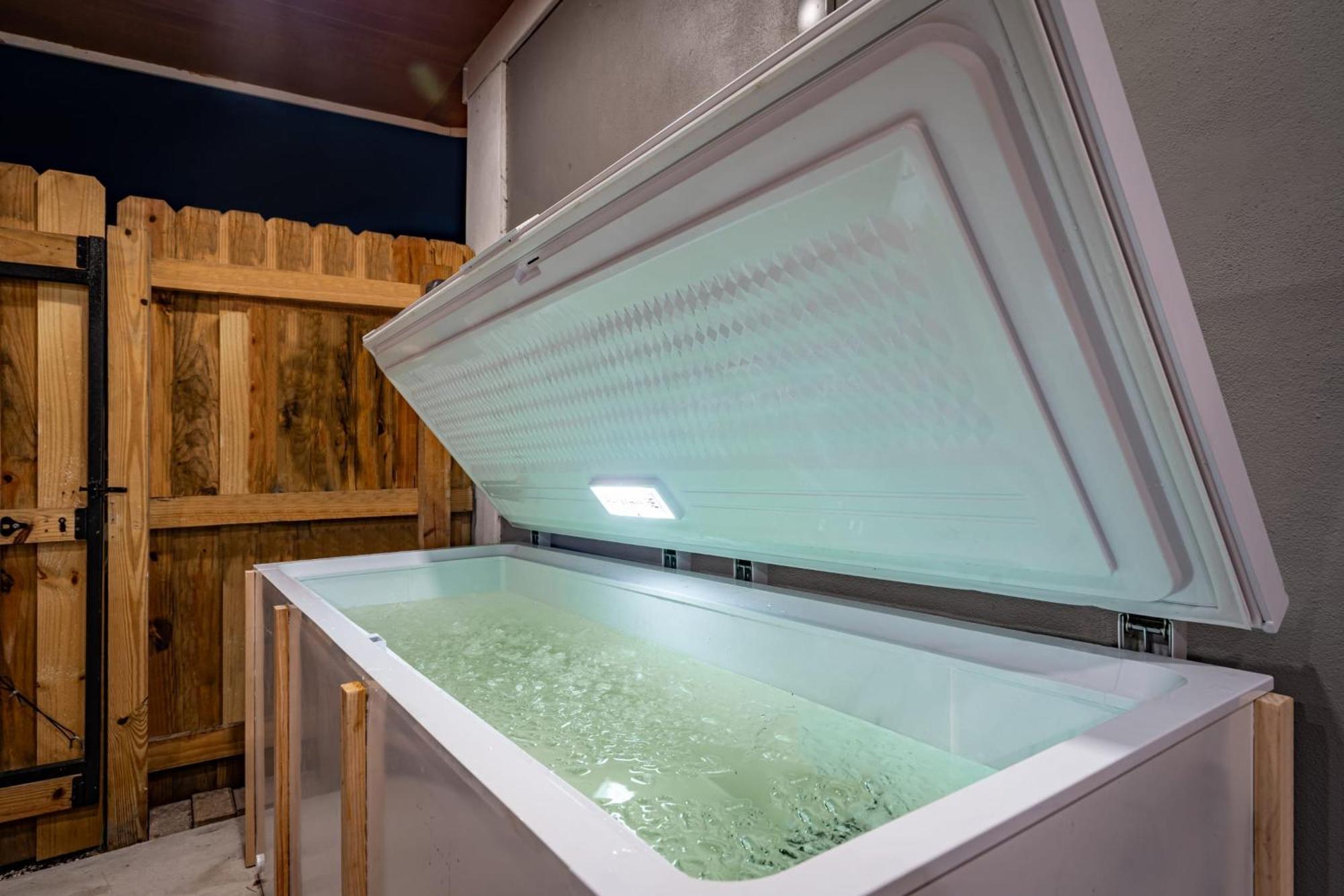 Zen Retreat - Sauna Pool Cold Plunge & Holiday home