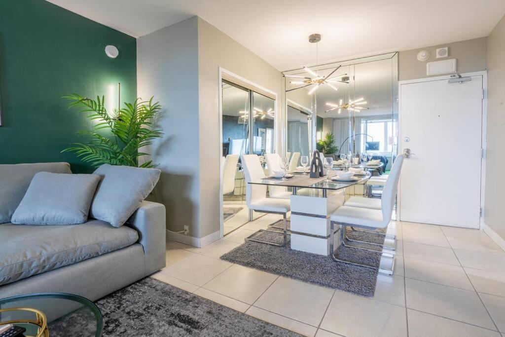 Relaxing Escape Oceanfront Pool Gem On The * Fort Lauderdale