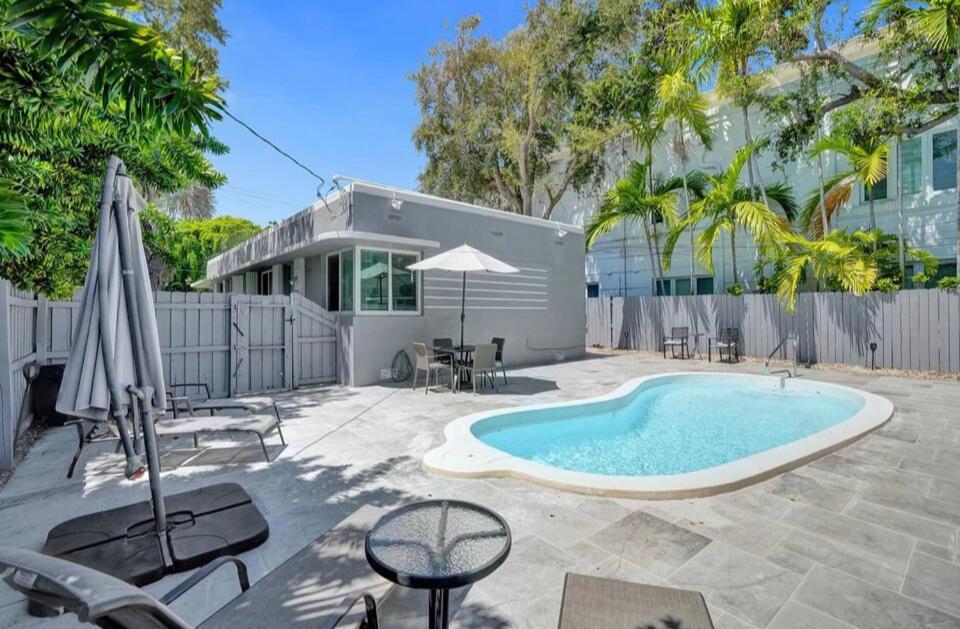 Olas Oasis, Pool, Parking, Remodeled