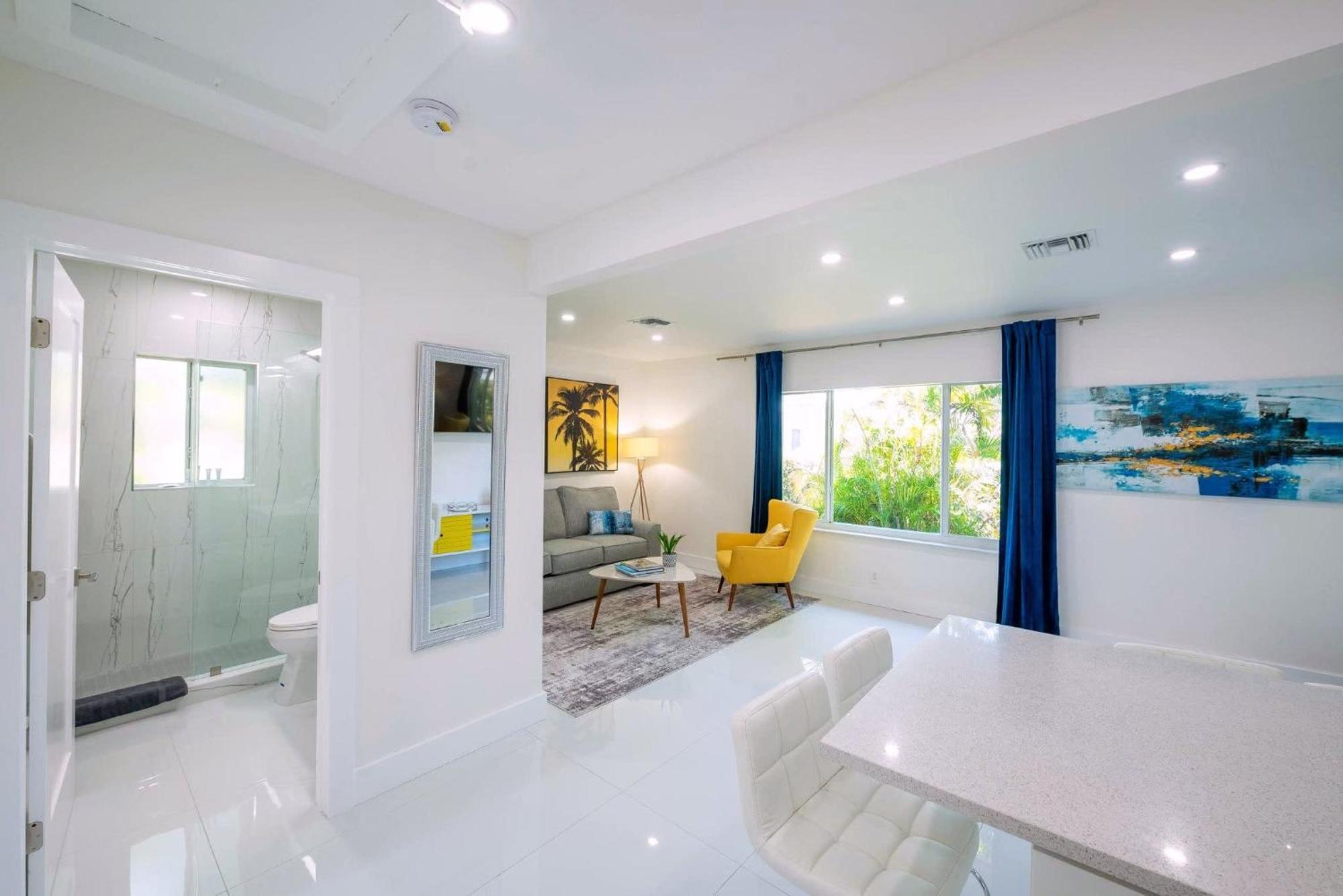 Apartment Uhost Ai - Elegant 1b Haven In Lauderdale