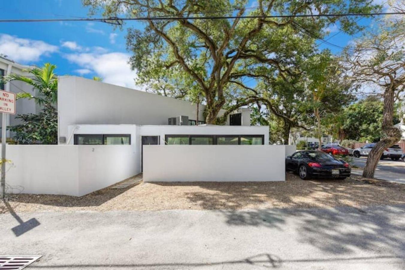 Olas Hammocks Unit 2 By Pmi Fort Lauderdale