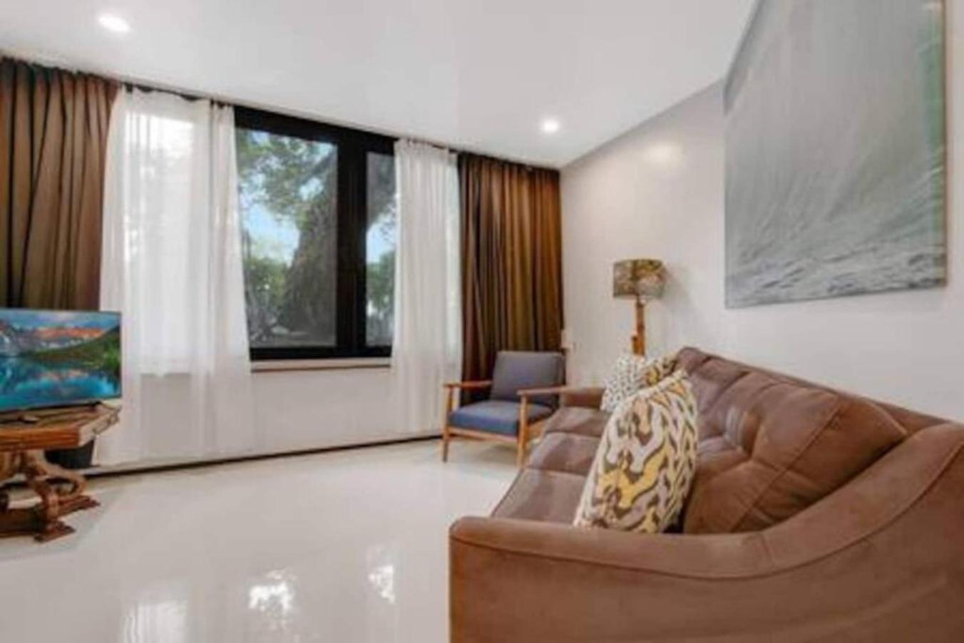 Olas Hammocks Unit 4 By Pmi