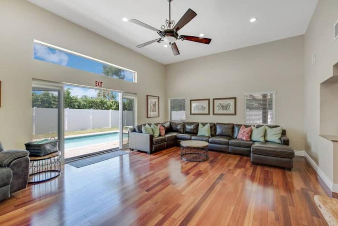 With Pool By Pmi Unit 263 Fort Lauderdale