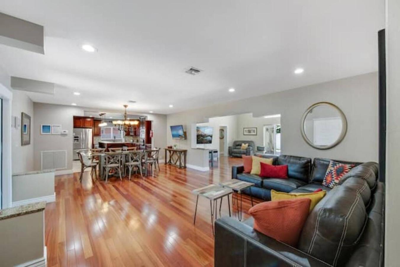 With Pool By Pmi Unit 263 Holiday home Fort Lauderdale