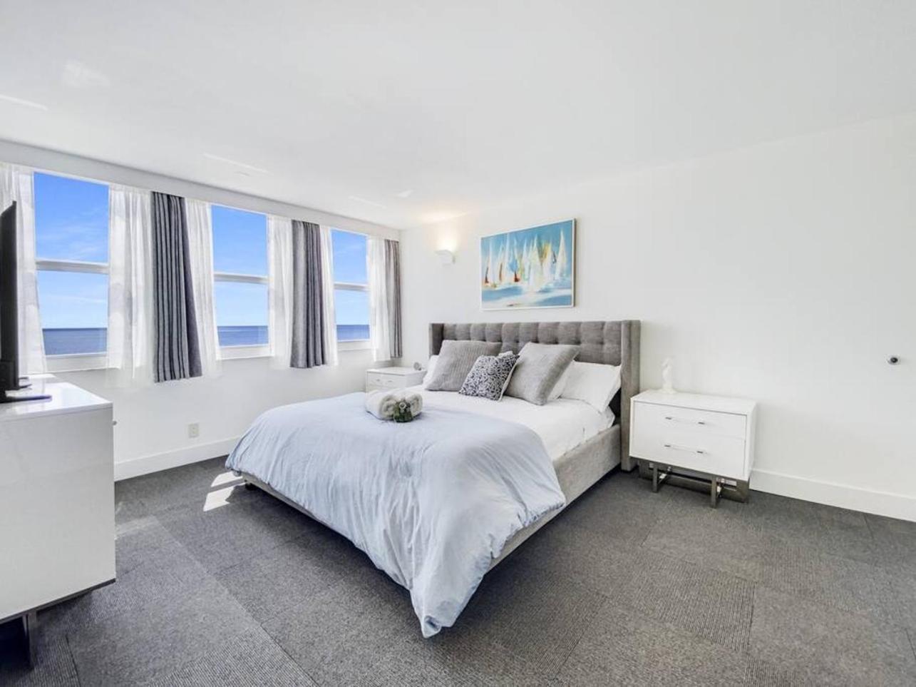 Luxury Beachfront By Pmi Holiday home Fort Lauderdale