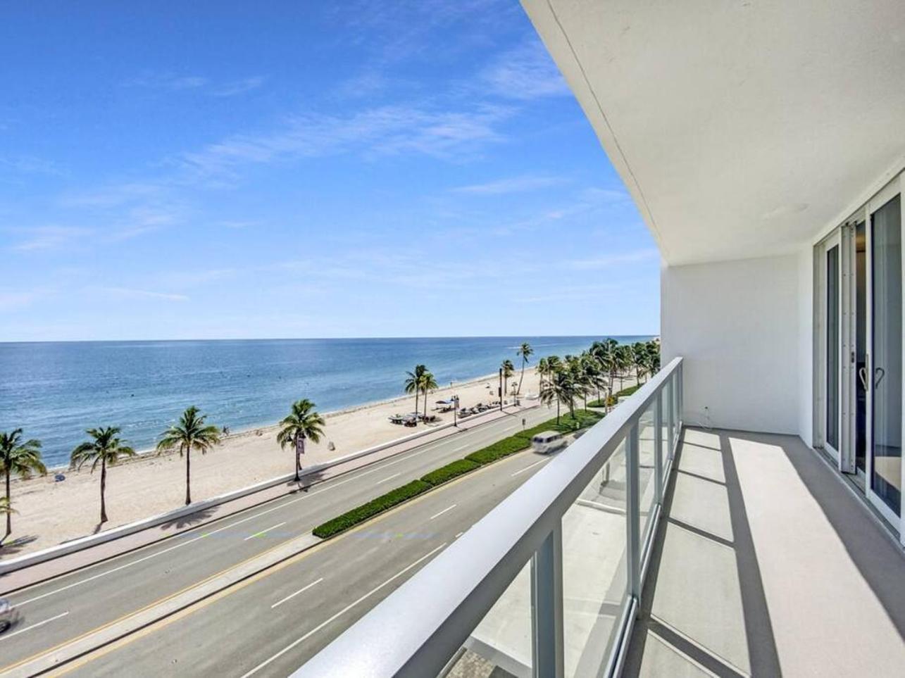 Luxury Beachfront By Pmi Holiday home *