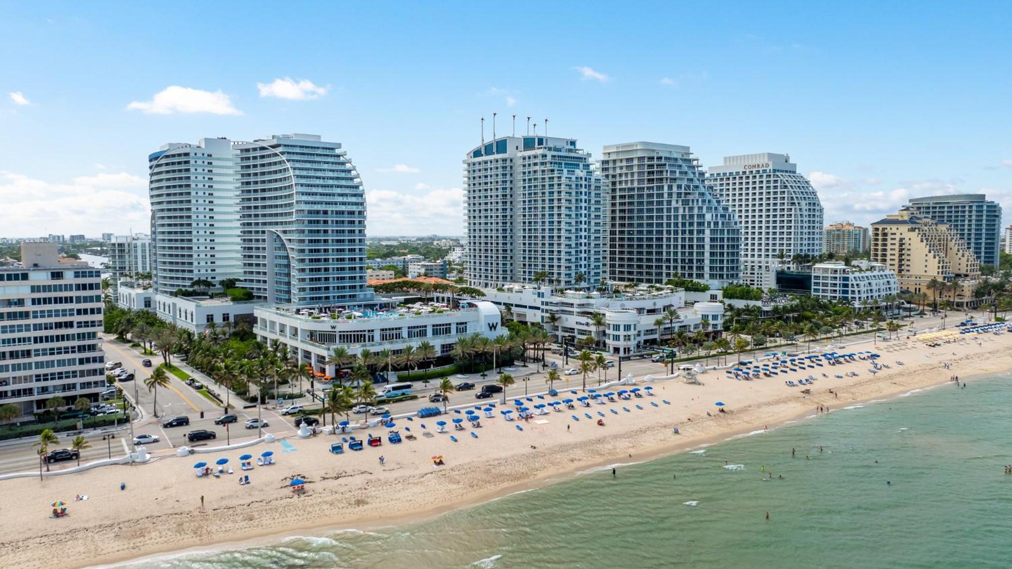 Luxury 2br Lauderdale W With Double Living Room, Ocean & Intercoastal Views, Brand New Sofas! Fort Lauderdale