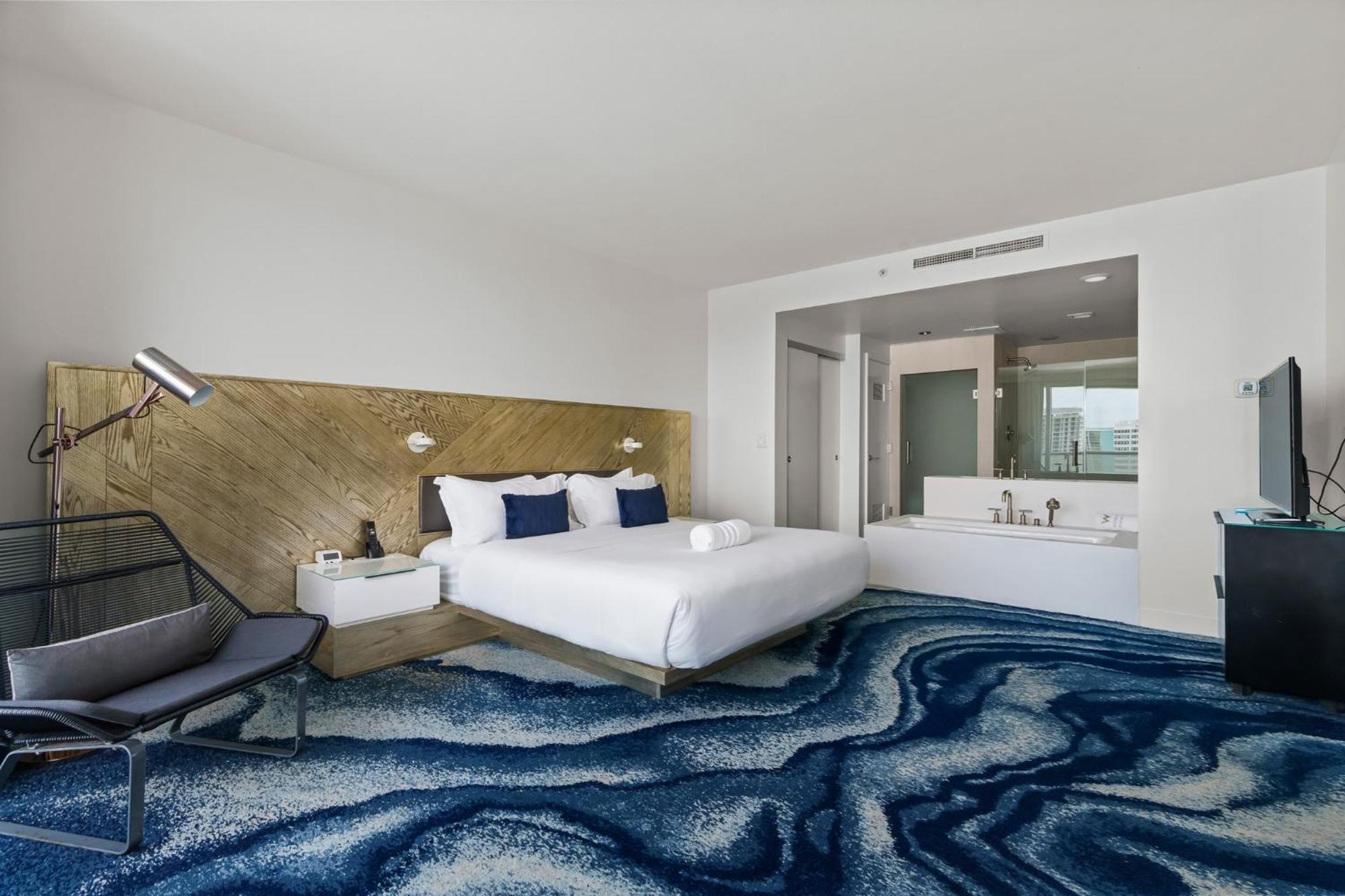 Luxury 2br Lauderdale W With Double Living Room, Ocean & Intercoastal Views, Brand New Sofas! Apartment Fort Lauderdale