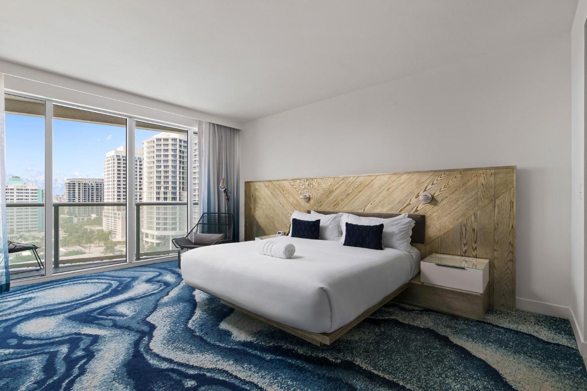 Luxury 2br Lauderdale W With Double Living Room, Ocean & Intercoastal Views, Brand New Sofas! Apartment Fort Lauderdale