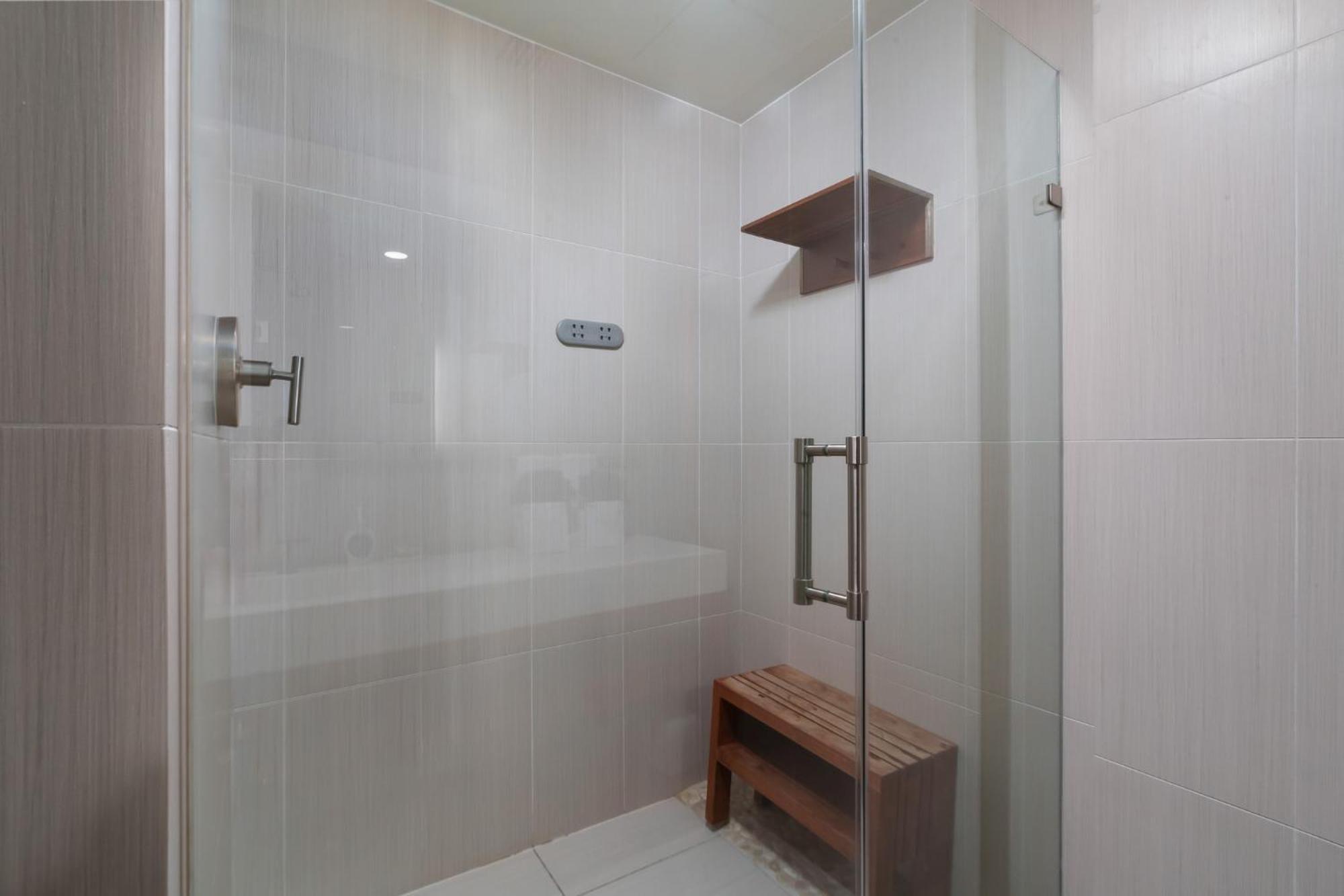 Luxury 2br Lauderdale W With Double Living Room, Ocean & Intercoastal Views, Brand New Sofas! Fort Lauderdale