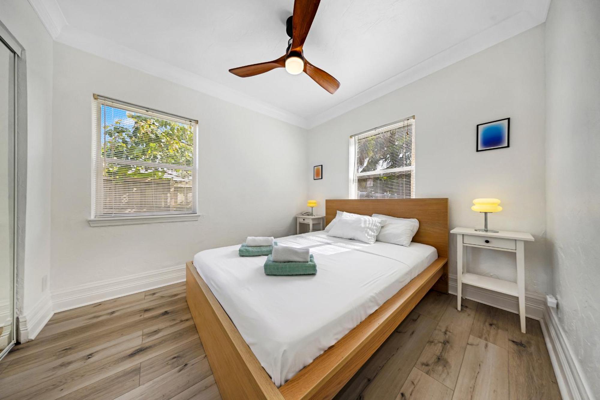 Escape To Newly Remodeled In The Heart Lauderdale With Private Pool Holiday home