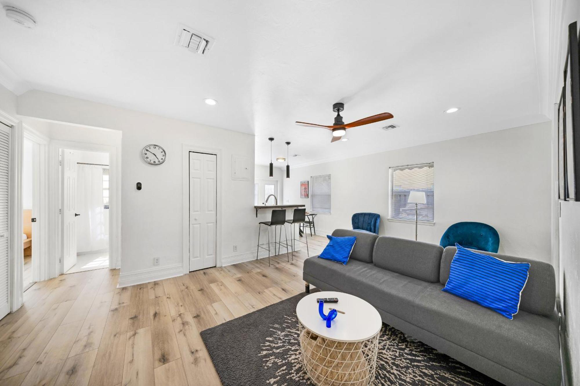 Escape To Newly Remodeled In The Heart Lauderdale With Private Pool