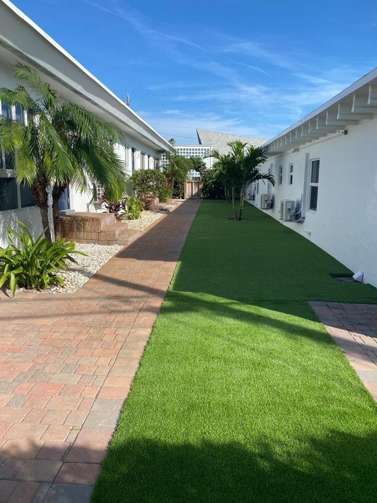 Apartment 2 Min Walk To The Beach-all Renovated #4 Fort Lauderdale