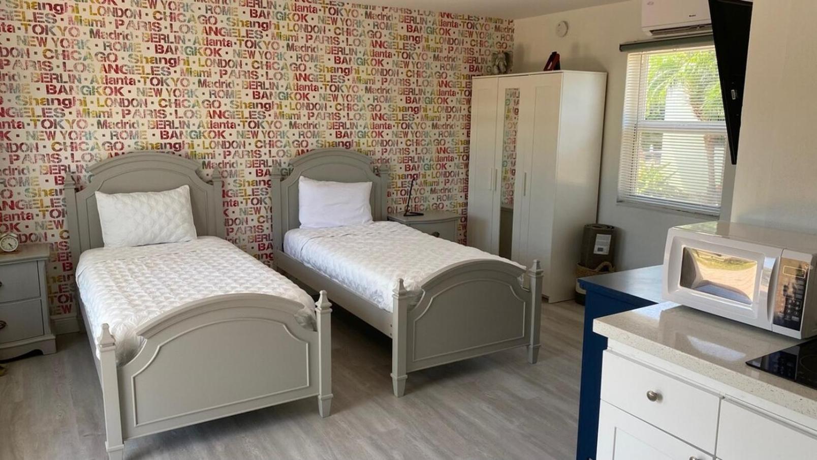 2 Min Walk To The Beach-all Renovated #4 Fort Lauderdale