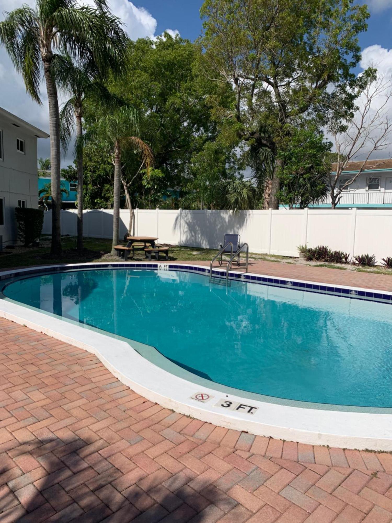 Private One Bedroom One Full Bath In Desired Location Apartment Fort Lauderdale