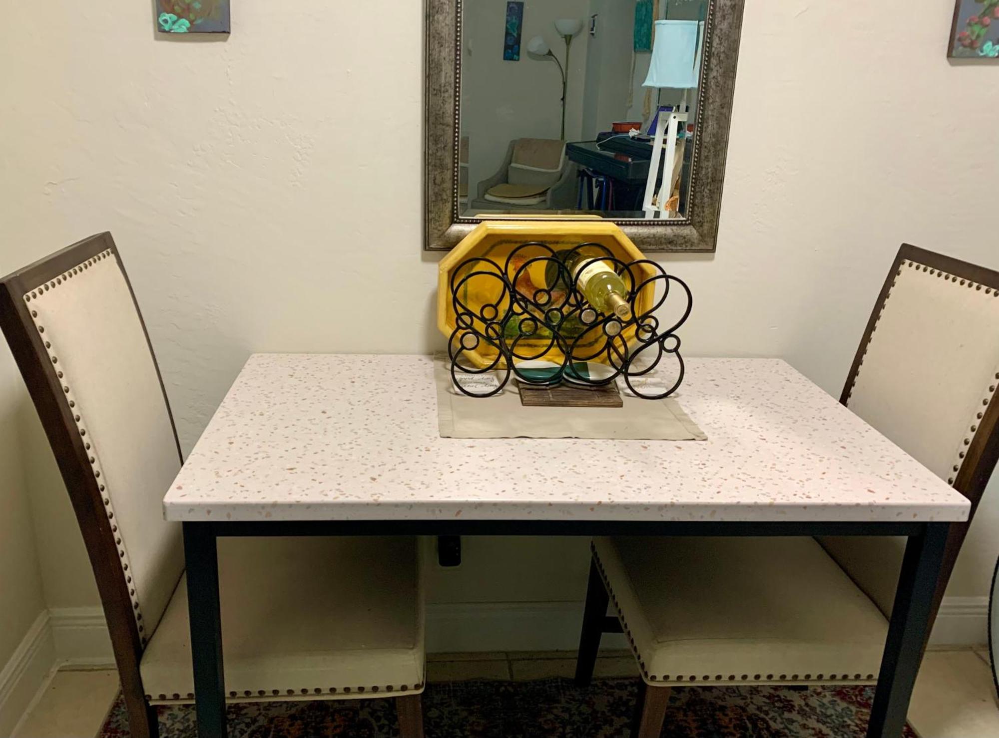 Private One Bedroom One Full Bath In Desired Location *