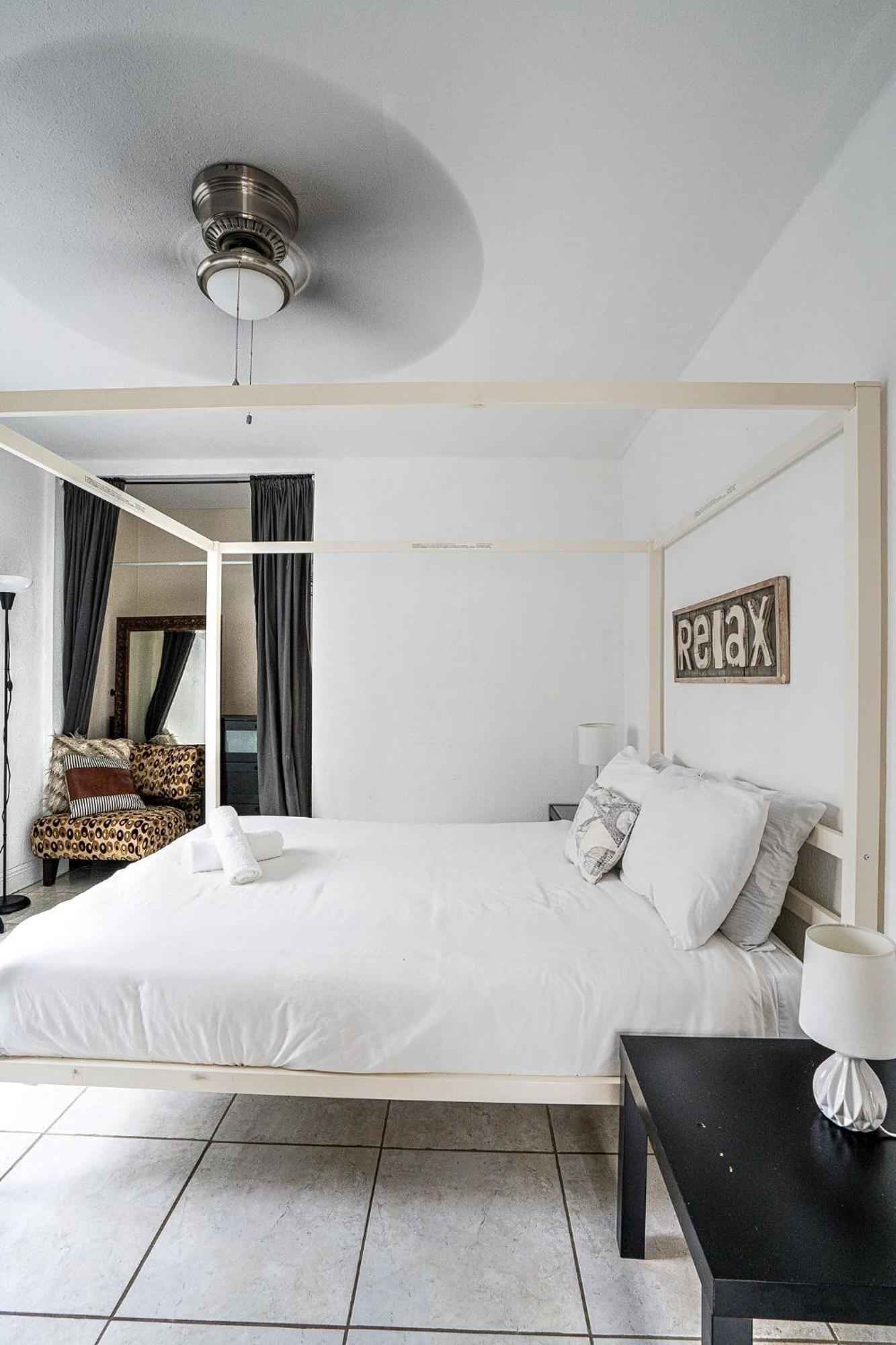Hotel Little Paris By The Ocean Self Check In
