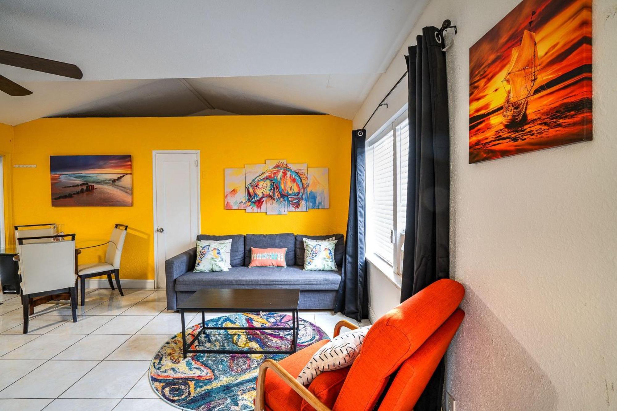 Little Paris By The Ocean Self Check In * Fort Lauderdale