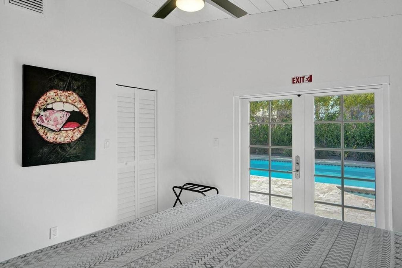 New ! Pool House 3-bedroom Victoria Park Holiday home *