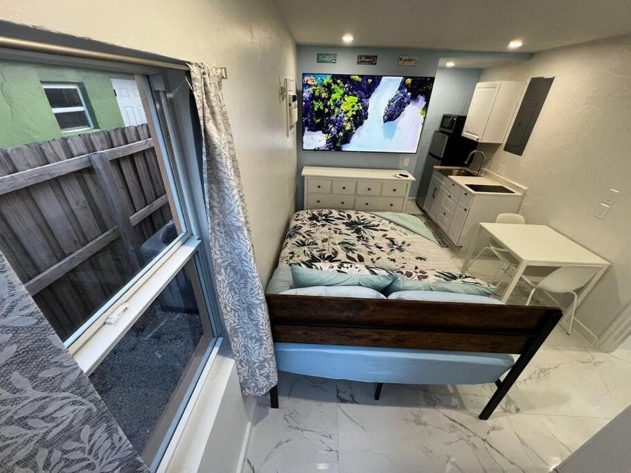 Tinyshell 5 Min To Apartment