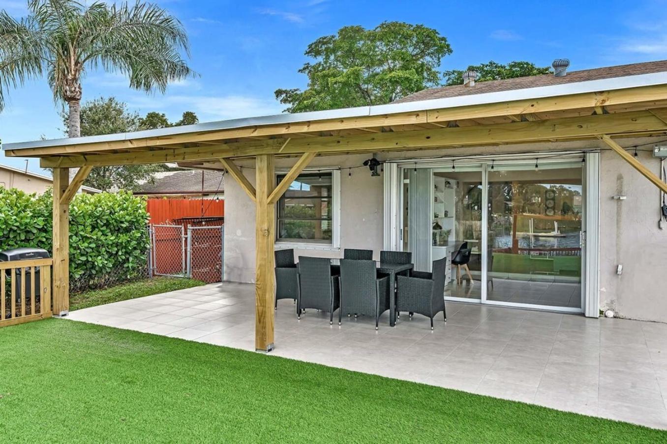 Beautiful Cozy Lakefront Homecasinoairportbeach * Fort Lauderdale