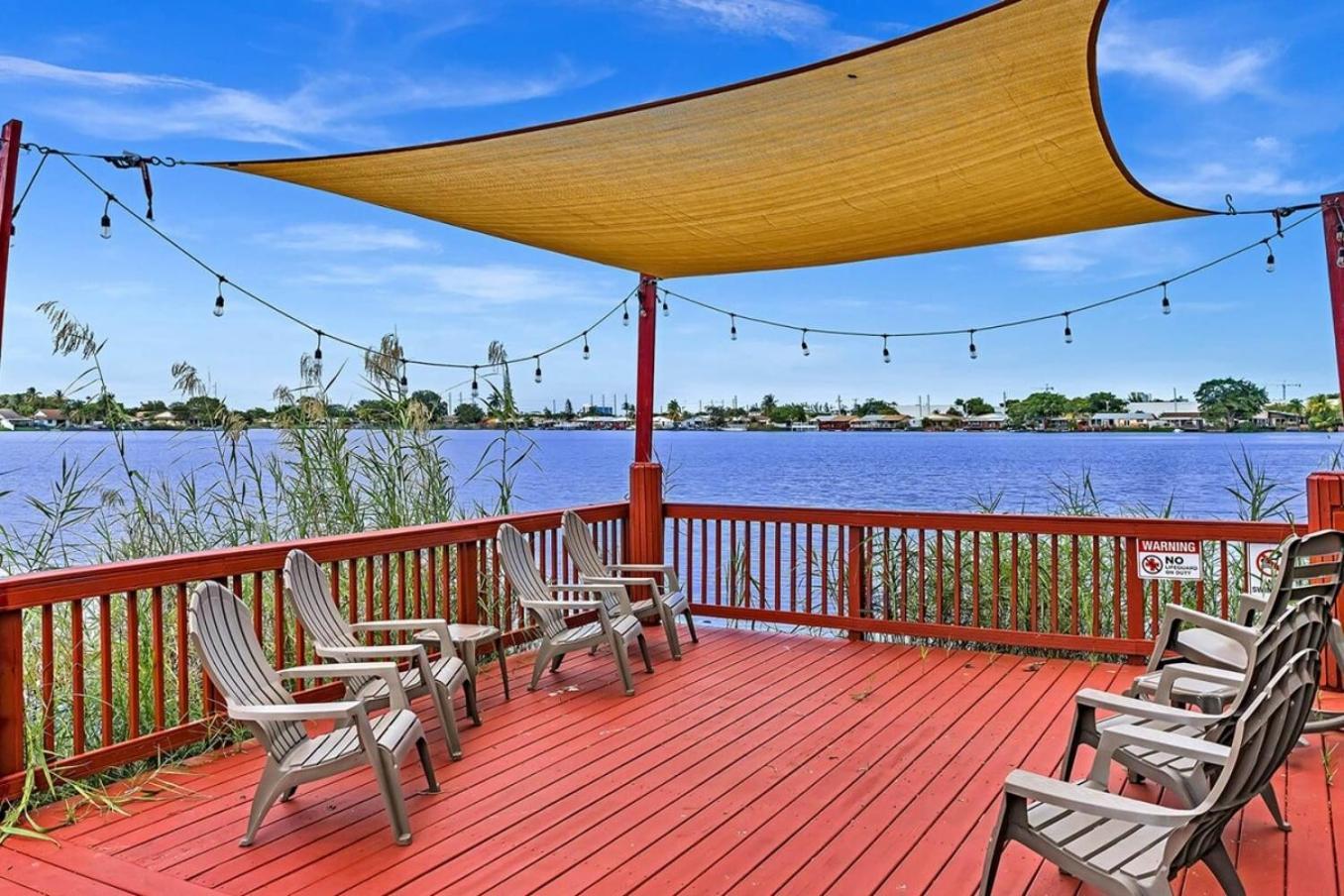 Beautiful Cozy Lakefront Homecasinoairportbeach *