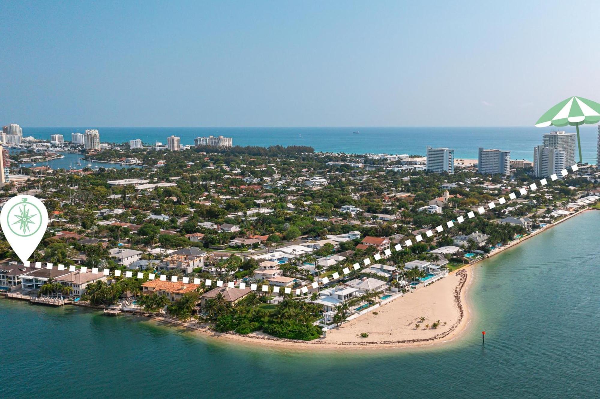 Mega Yacht Views Private Heated Pool Harbor Inlet Area Harbourview Key Vlllas Holiday home Fort Lauderdale