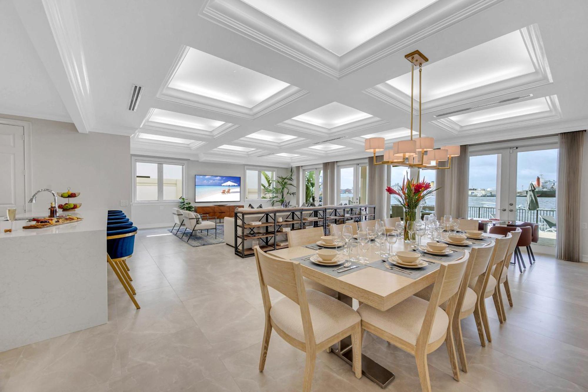 Mega Yacht Views Private Heated Pool Harbor Inlet Area Harbourview Key Vlllas *