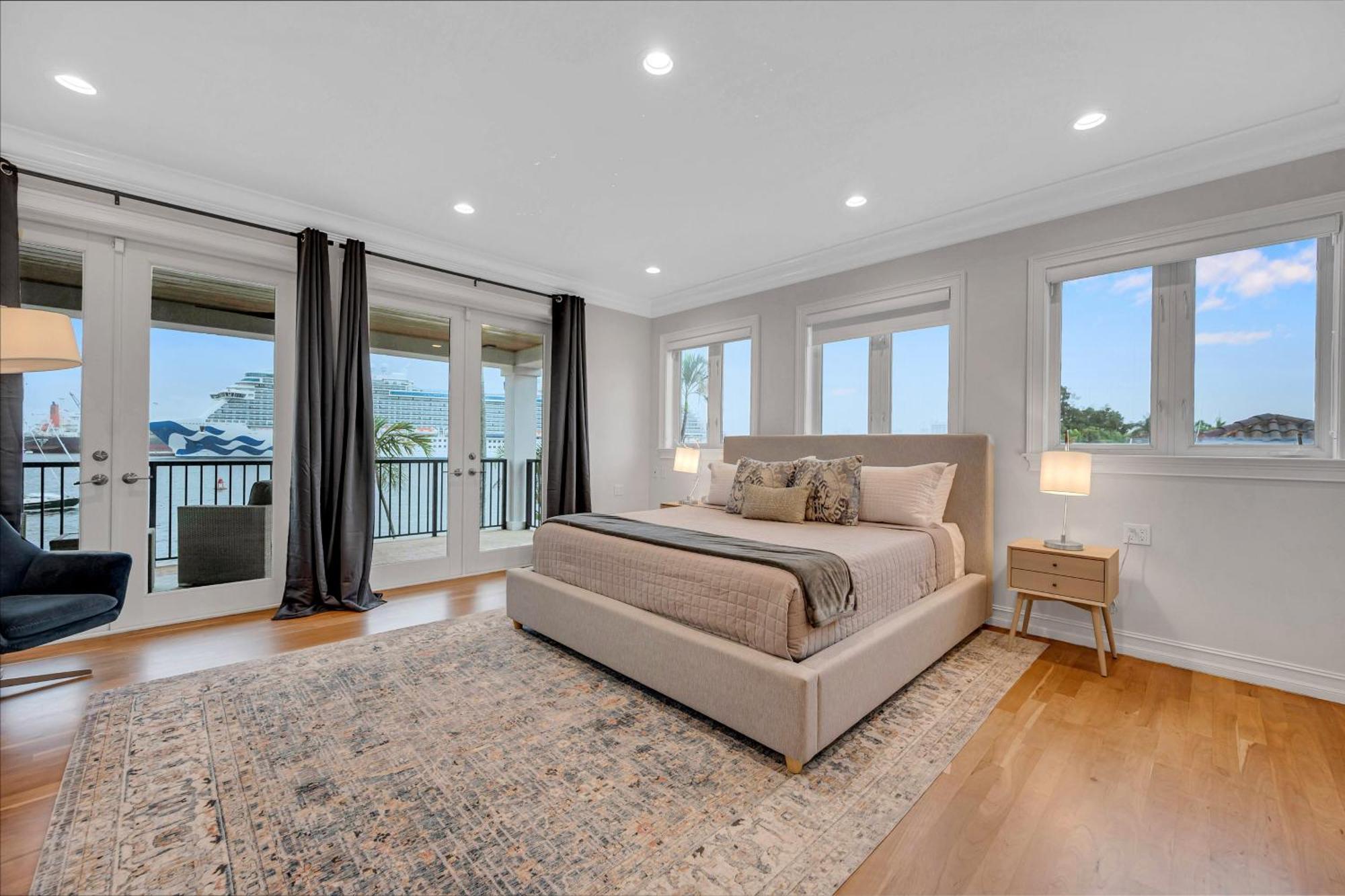 Holiday home Mega Yacht Views Private Heated Pool Harbor Inlet Area Harbourview Key Vlllas Fort Lauderdale