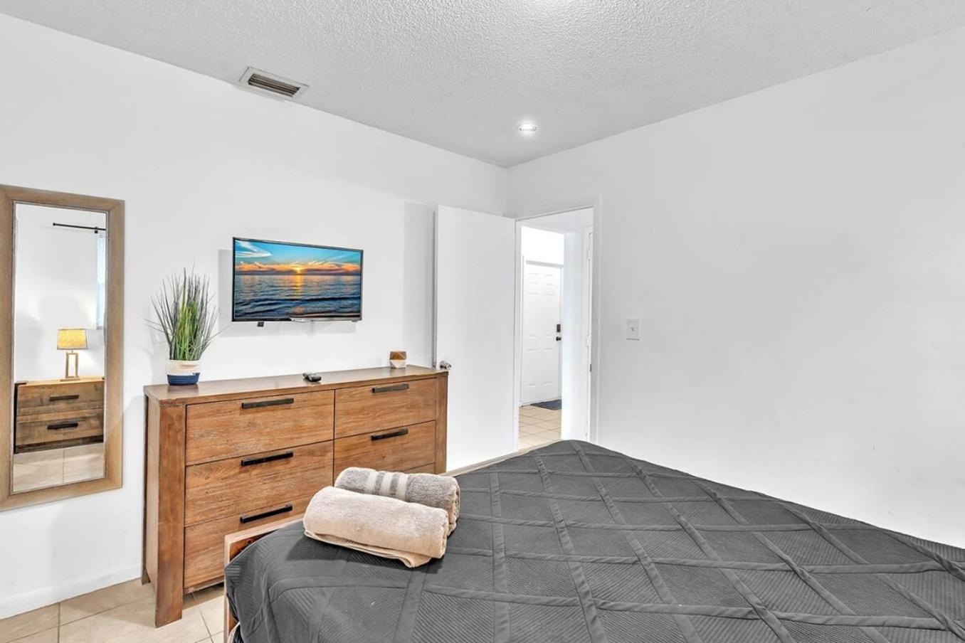 Lakeview House Near F Lauderdale L1 * Fort Lauderdale