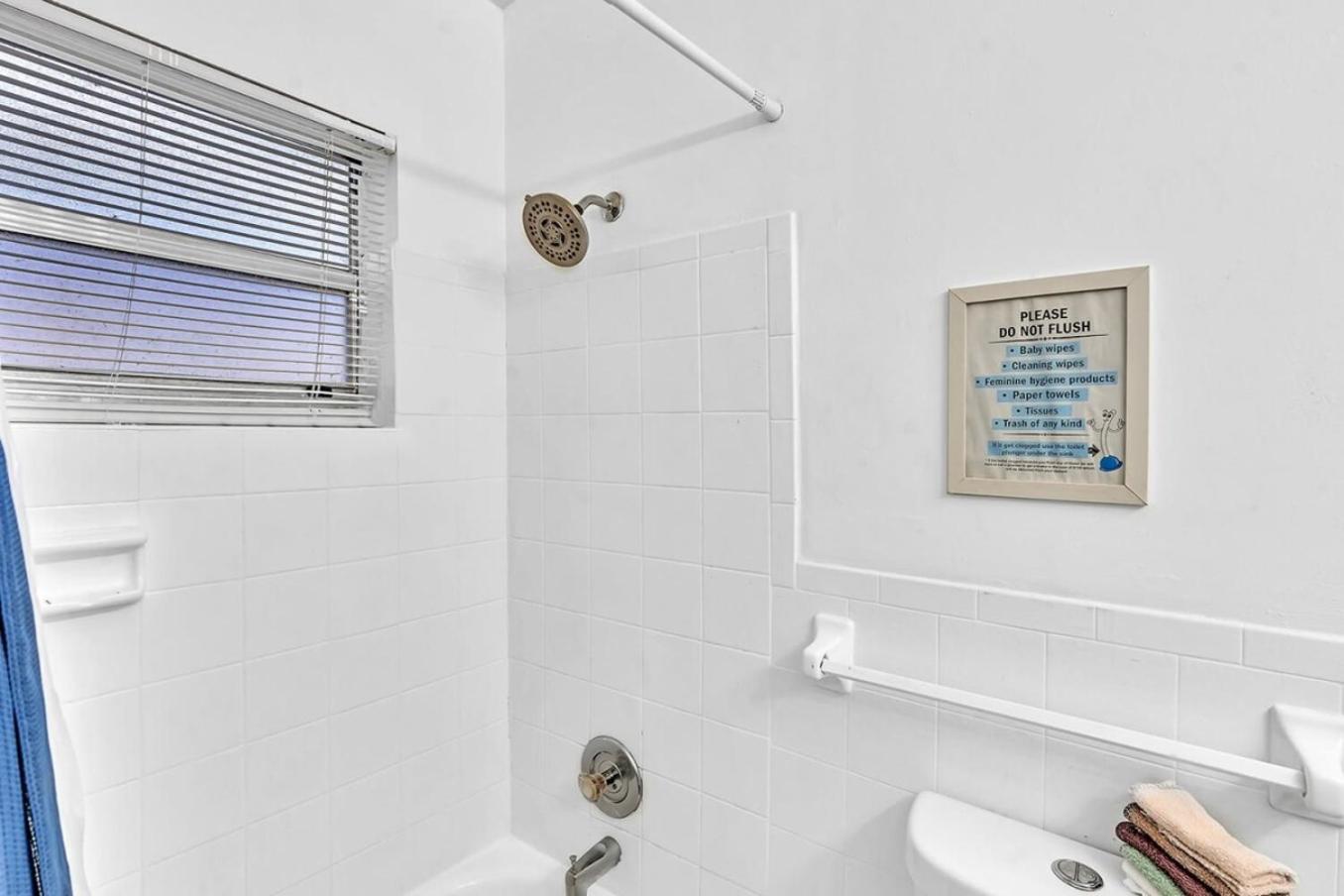Lakeview House Near F Lauderdale L1 Holiday home *