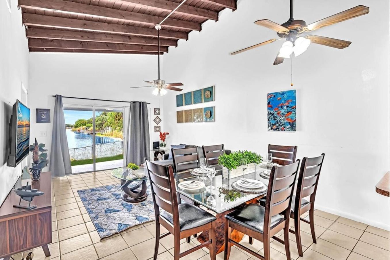 Lakeview House Near F Lauderdale L1 Holiday home