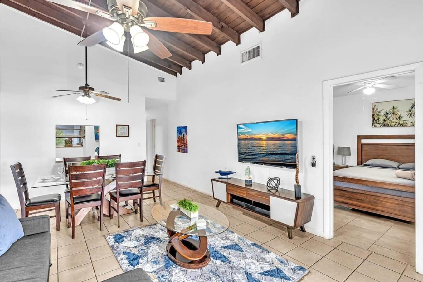 Holiday home Lakeview House Near F Lauderdale L1
