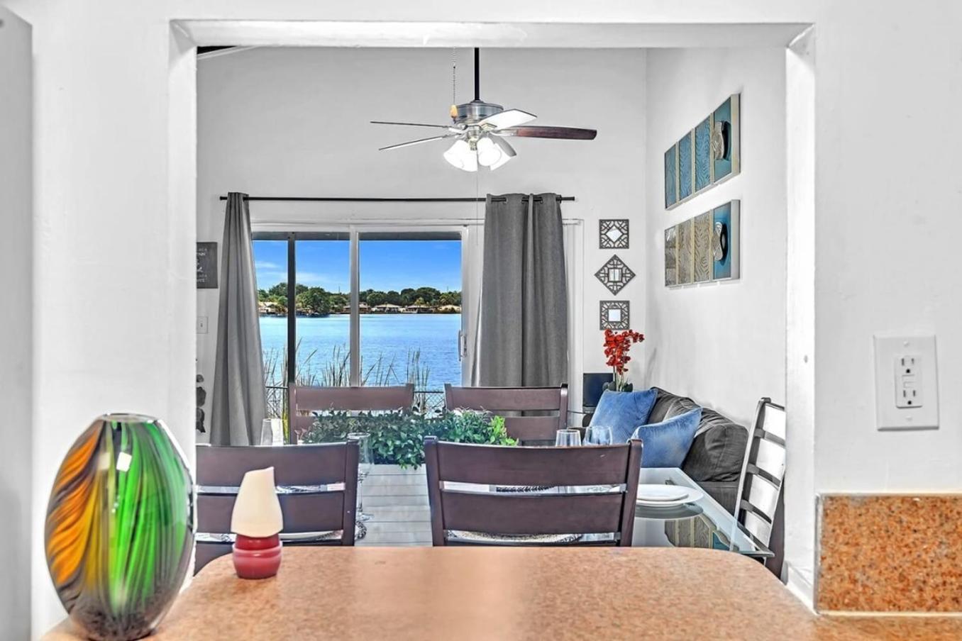 Lakeview House Near F Lauderdale L1 Holiday home