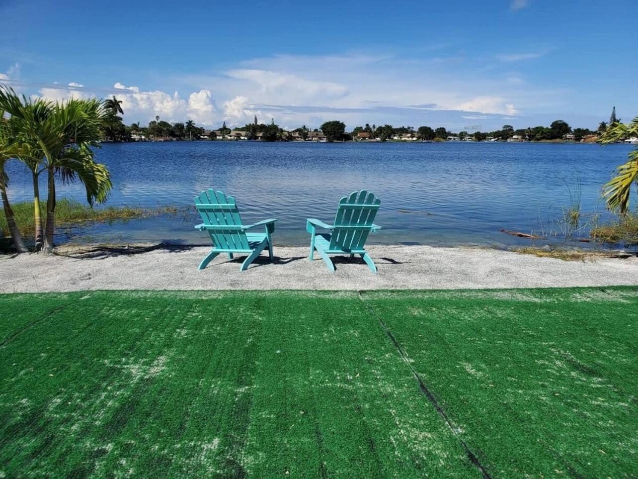 Lakeside 3br Retreat With Private Yard & Kayak Use Holiday home