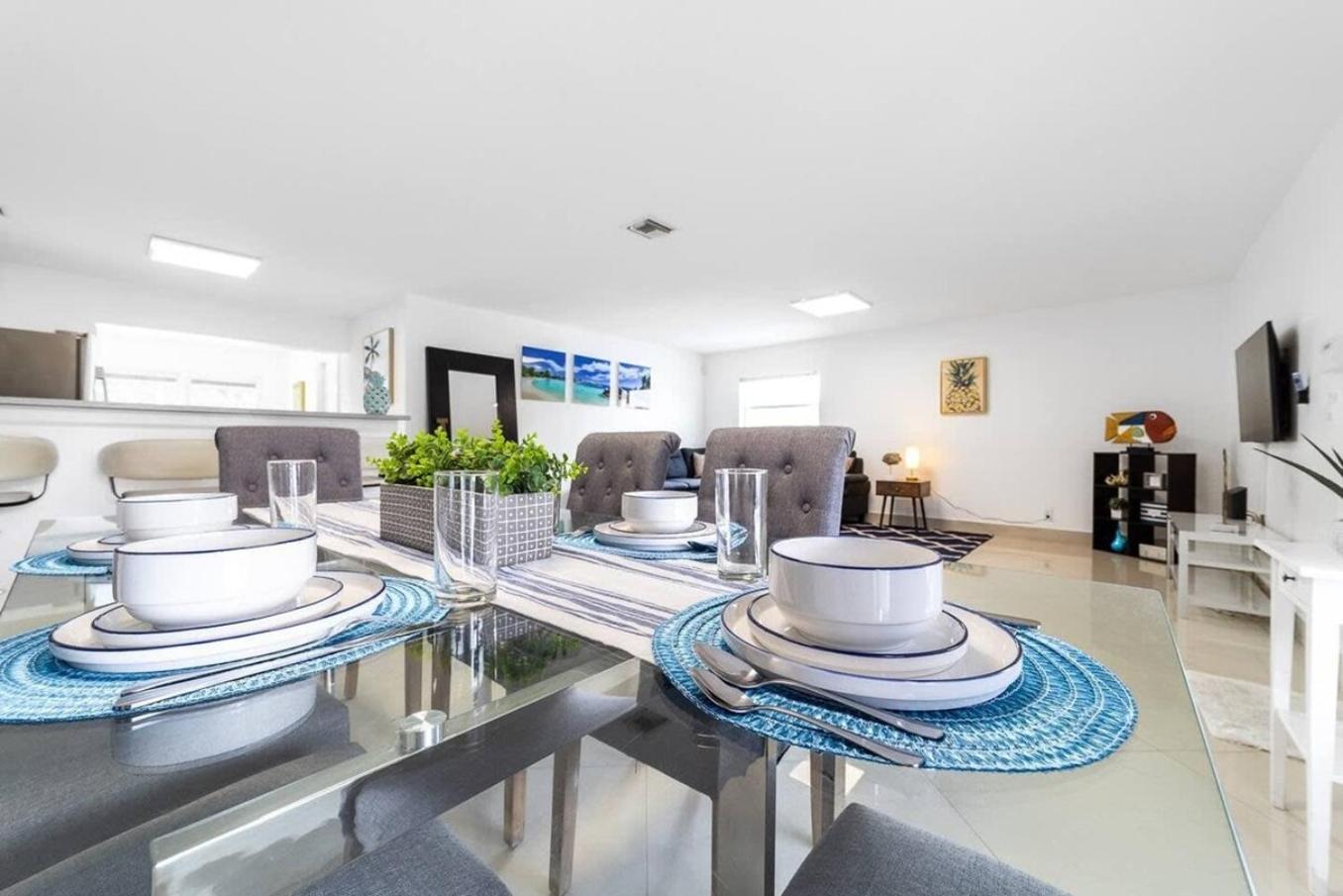 Holiday home Private Heated Pool In Ftl Near