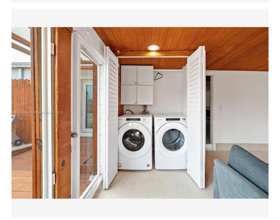 Alma House Pool Bbq Playground And Playroom Family * Fort Lauderdale