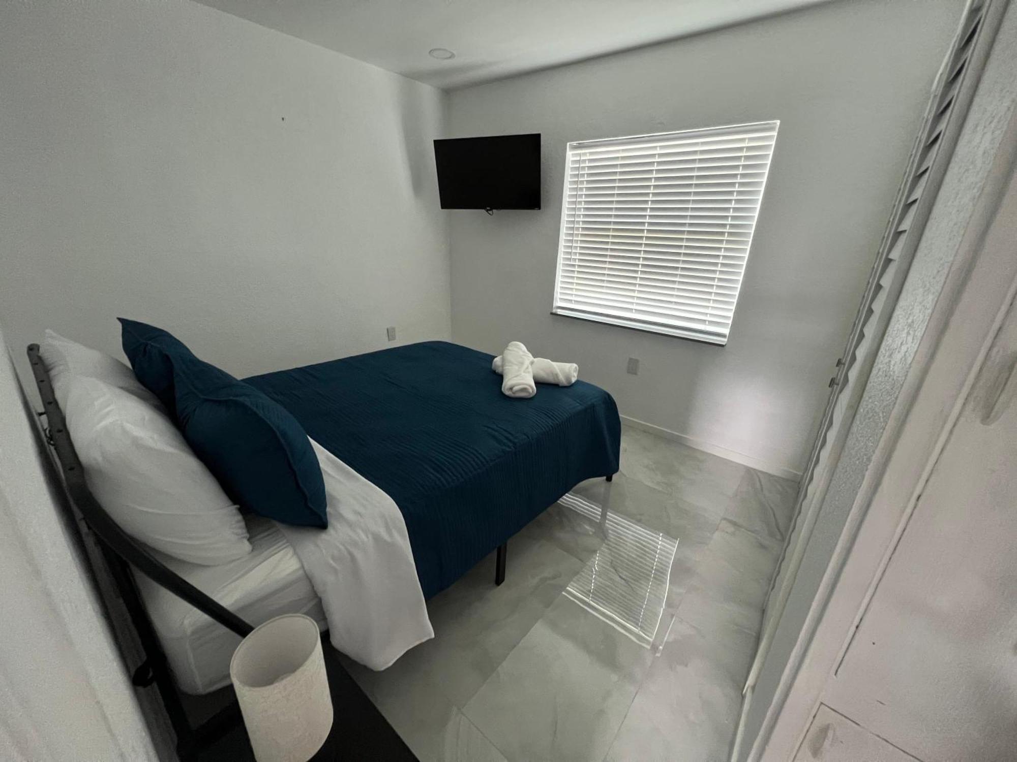 Alma House Pool Bbq Playground And Playroom Family Holiday home Fort Lauderdale
