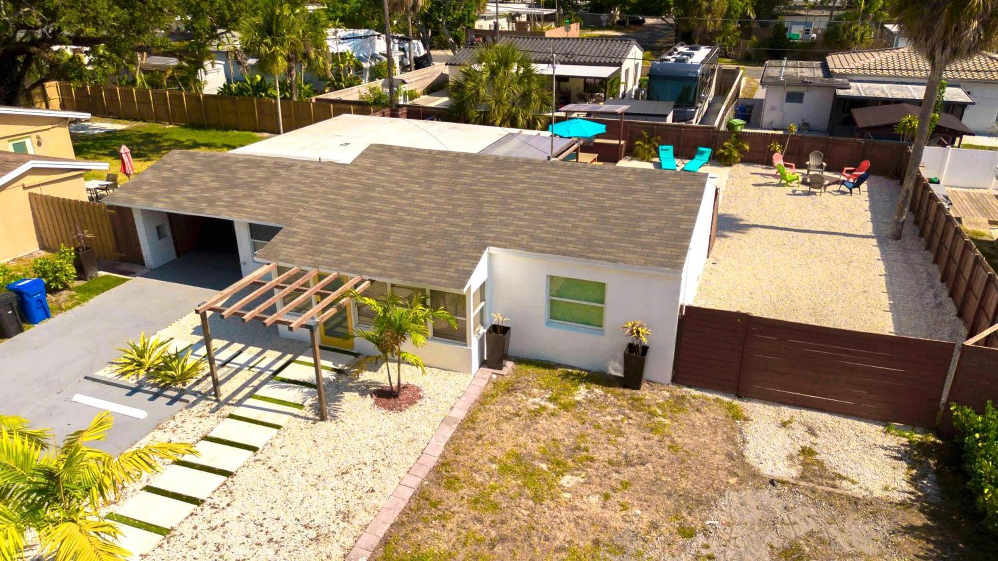 Alma House Pool Bbq Playground And Playroom Family Holiday home Fort Lauderdale