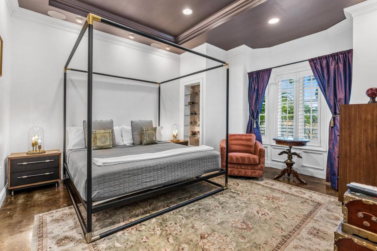 The Modern Castle Canal View Access Rooftop Living Greenhouse Vlllas * Fort Lauderdale